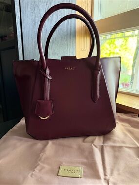 RADLEY LONDON Burgundy Structured Tote Bag